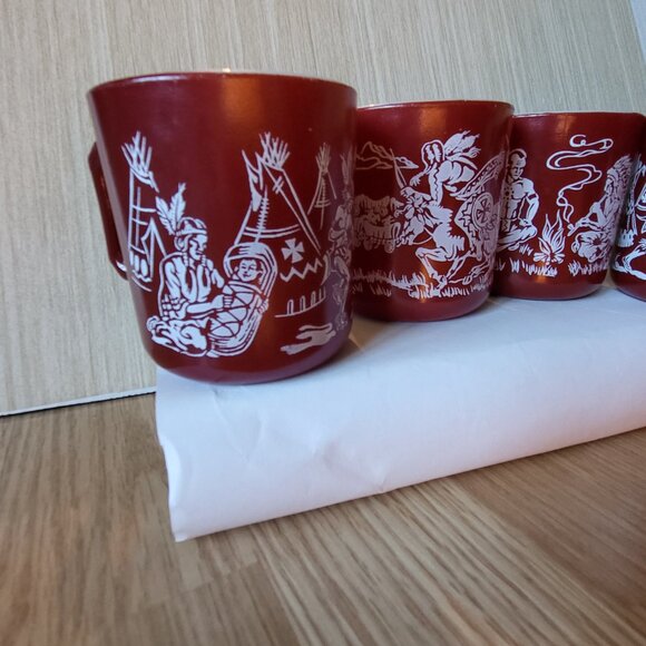 Vintage Hazel-Atlas Milk 1950s Glass Mugs Maroon Native American scenes - Picture 11 of 11